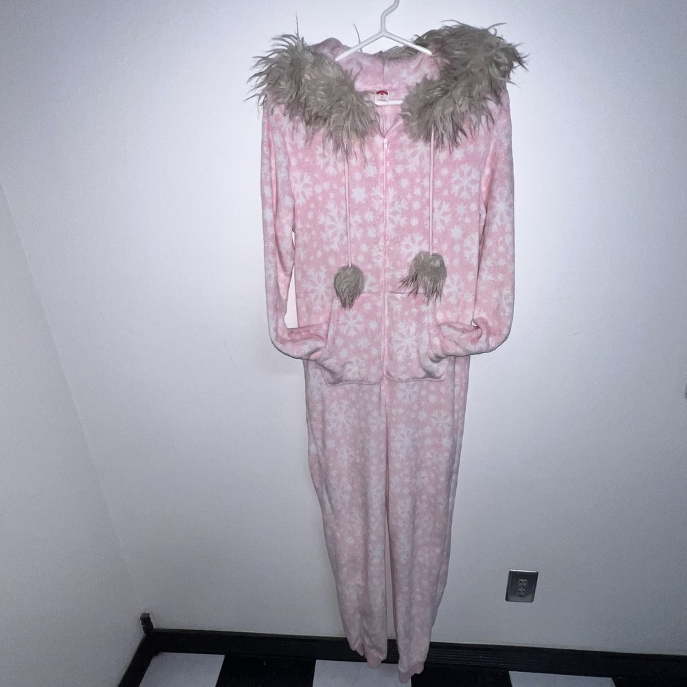 Holiday time| Pink White Snowflakes Adult Pajamas Merry Christmas Jumpsuit Pajam